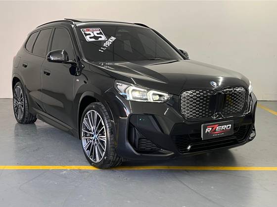 BMW iX1 ELÉTRICO XDRIVE30 M SPORT BMW iX1 ELÉTRICO XDRIVE30 M SPORT